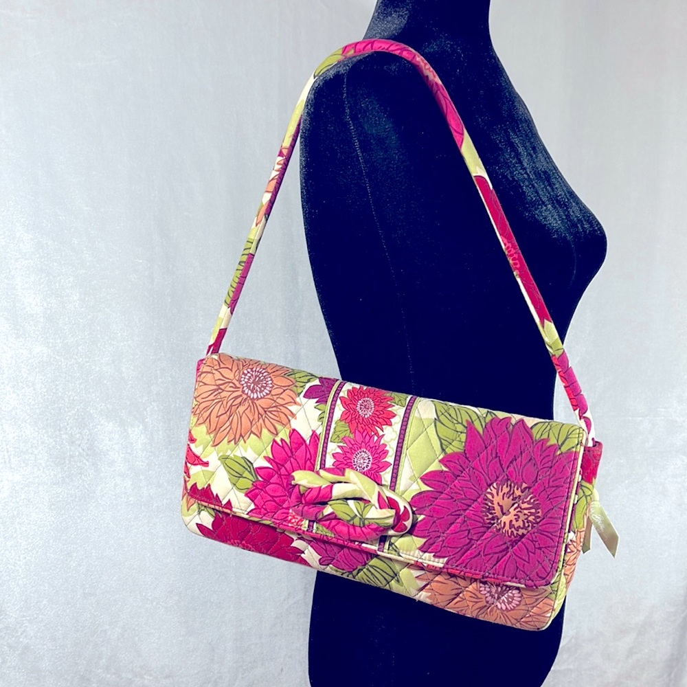 VERA‎ BRADLEY KNOT JUST A CLUTCH FLORAL PURSE